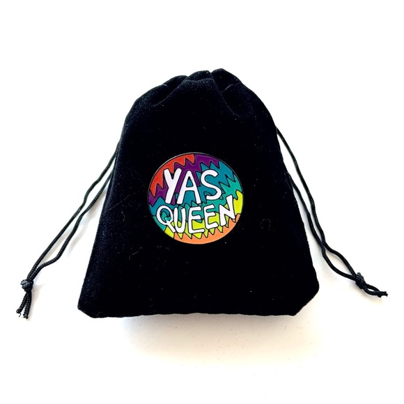 Gettin Wiggy With It Jewelry - 3/$15🌈 - Fun & Versatile “Ya’s Queen” Enamel Pin for Personal Use or Gifts